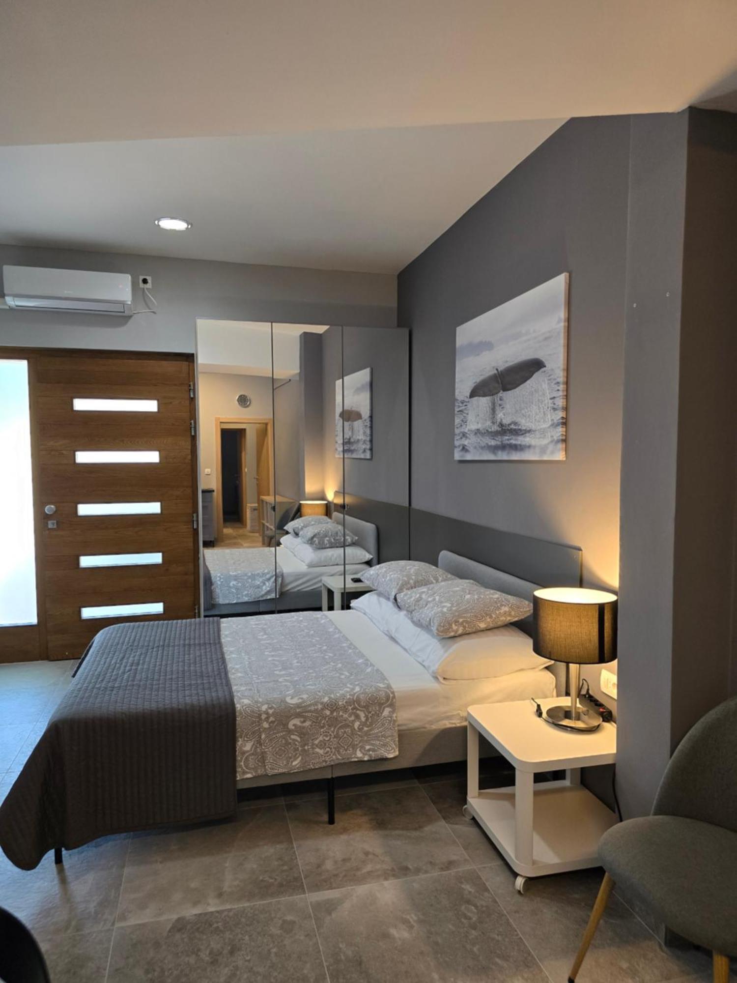 Apartmani Kameno Sidro Bilice Pokoj fotografie
