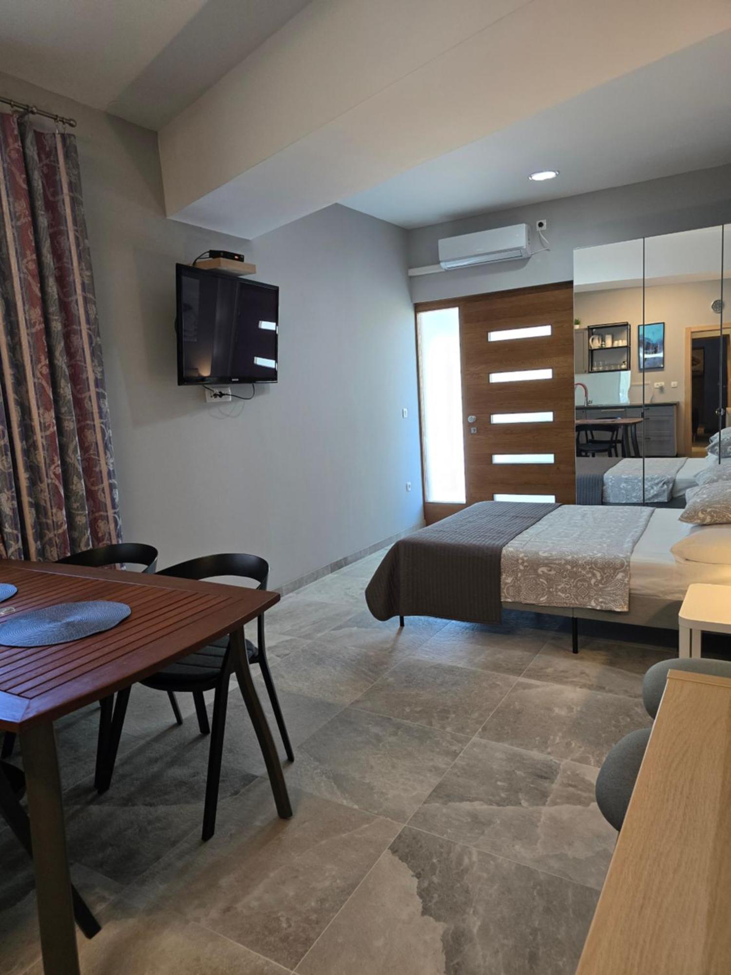 Apartmani Kameno Sidro Bilice Pokoj fotografie